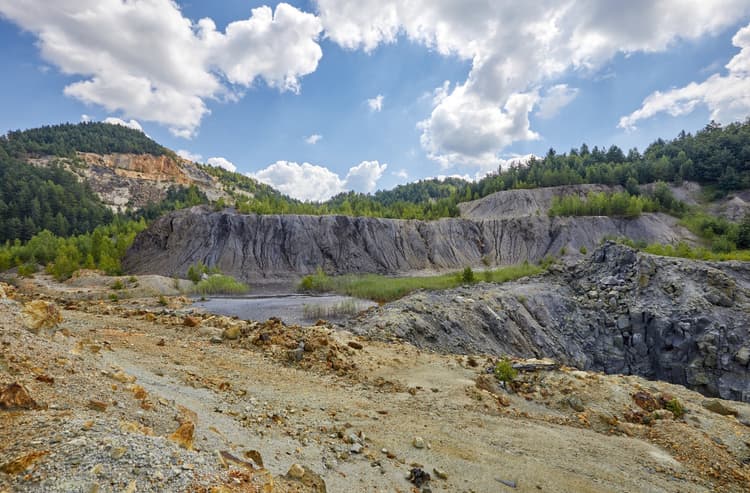 Ciolacu refuză să spună dacă RMGC vrea prelungirea licenței de exploatare la Roșia Montană icon