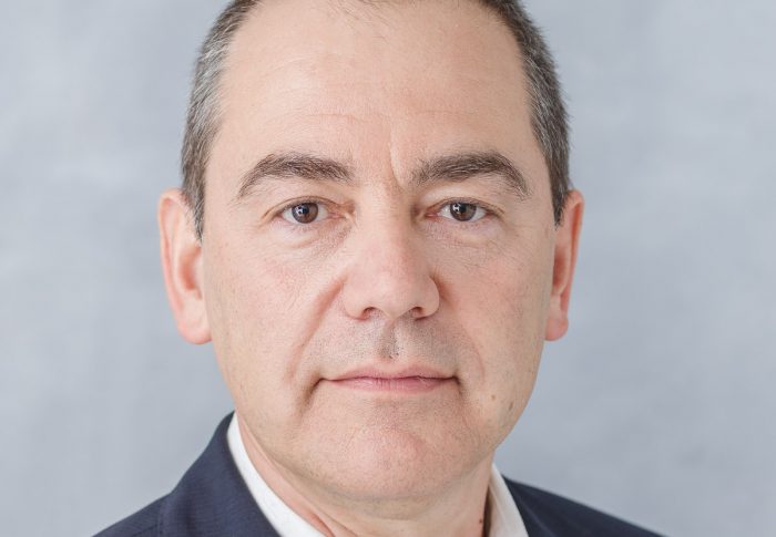 Senatorul Vlad Alexandrescu, scrisoare către Papa Francisc