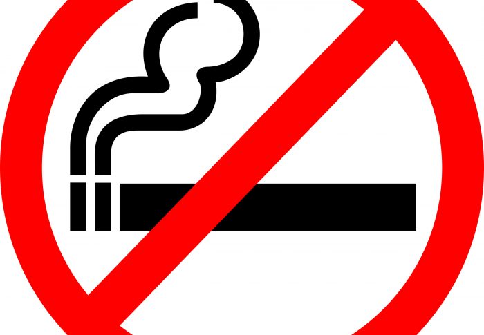 USR face un apel la solidaritate politică împotriva modificărilor legii anti-fumat