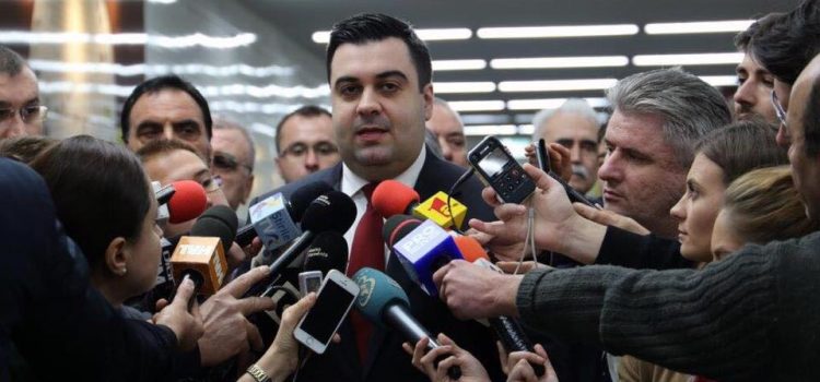 Moțiune simplă împotriva ministrului Cuc