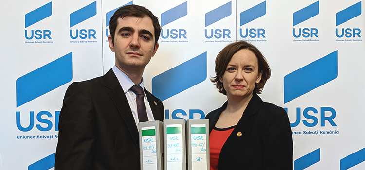 Primul filibuster din România: USR a depus 5000 de amendamente împotriva TVA Split