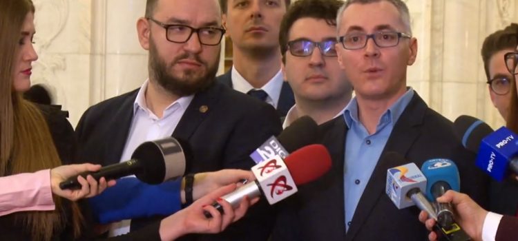 USR îi cere președintelui Klaus Iohannis să sesizeze CCR