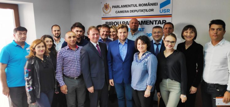 Deputatul USR Daniel Popescu a deschis birou parlamentar la Chișinău