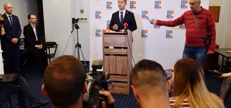Dan Barna, la Ploiești: Îi invit pe președintele Klaus Iohannis și Viorica Dăncilă la o dezbatere despre ce fel de Românie ne dorim