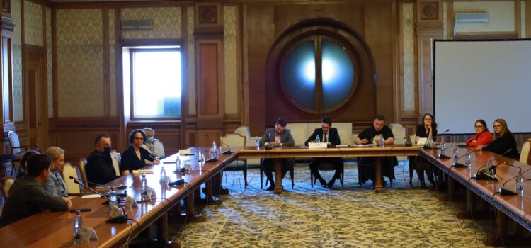 Coaliția PSD-PNL-UDMR, total dezinteresată de intimidările la adresa jurnaliștilor și de degradarea democrației în România