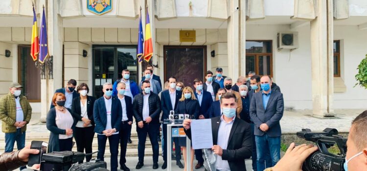 USR PLUS Agigea a strâns semnăturile pentru organizarea unui referendum local de demitere a primarului PSD Maricel Cîrjaliu