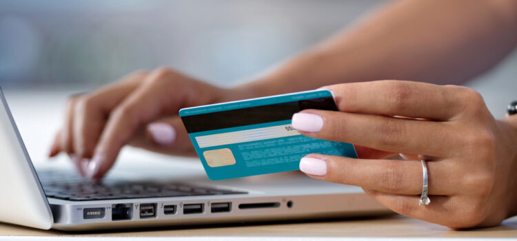 Proiectul USR care obligă instituțiile publice să accepte plata cu cardul și online a taxelor și a impozitelor, avizat favorabil