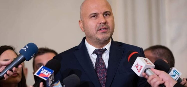 Deputatul USR Emanuel Ungureanu a sesizat Parchetul General și ANI cu privire la situația ministrului Rafila